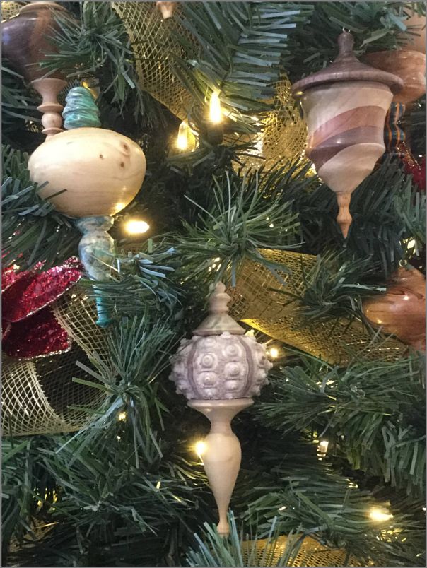 awa tree 2017 ornament 38